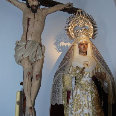 altar de la virgen de los dolores junto al santísimo Cristo del Voto (2)
