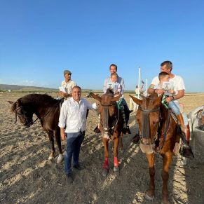 309011596_420477323563656_9151679618091289765_n