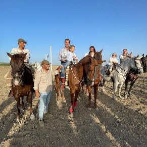 309498548_420476760230379_2339624598534612883_n